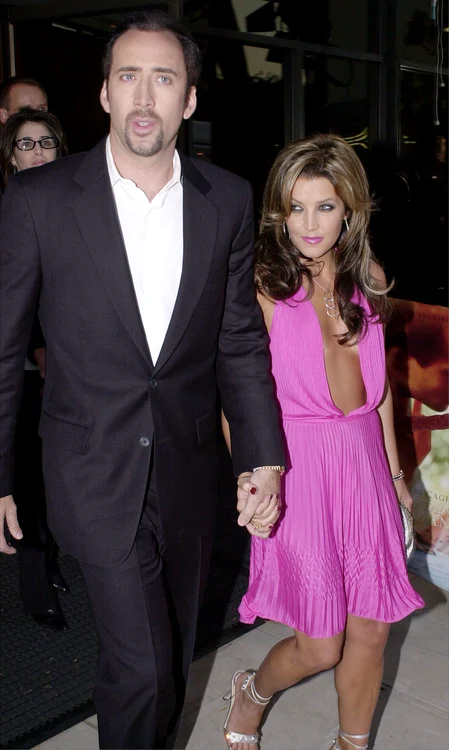 Nicolas Cage şi Lisa Marie  Presley au fost  căsătoriţi 107 zile