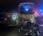 Accident pe DN 66 între un autocar și un autoturism. Foto: ISU Hunedoara