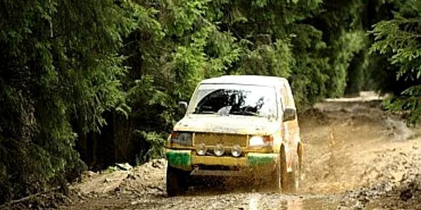 Doi braşoveni au câştigat “Paris-Dakar-ul din Carpaţi”