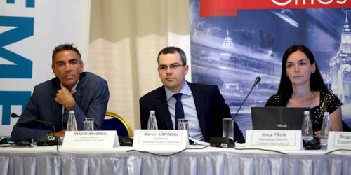  Marcin Lapinski (centru) FOTO Mediafax 