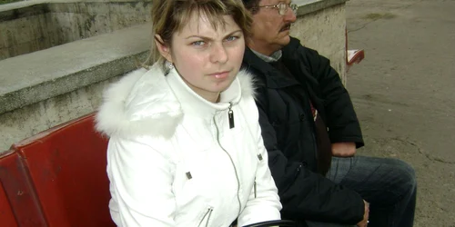 Eleva Henrietta Barany face naveta zilnic de la Halmeu