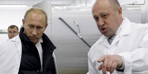 Vladimir Putin si Evgheni Prigojin FOTO  AFP jpg