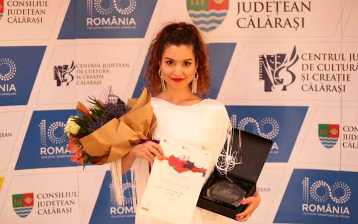 Ana Maria Roşu, câştigătoarea festivalului concurs de muzică uşoară FOTO Faceboon /CJC Călăraşi
