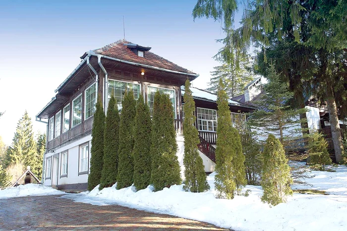 
    Leana şi Nicolae  Ceauşescu veneau la  „Vânătorul” mai ales  în lunile de iarnă  