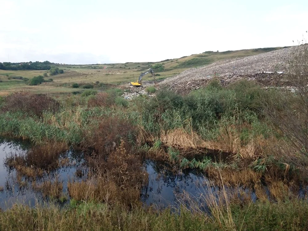 Autorităţile se mişcă greu în remedierea incidentului de la Pata Rât. FOTO: Szakáts István