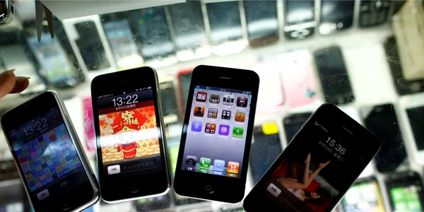 Fiecare generaţie de iPhone a impus noi standarde
