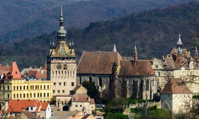 Monumentele UNESCO din România   Potenţial enorm irosit prin prisma carenţelor legislative şi a valorificării precare jpeg