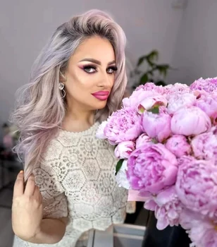 Sânziana Buruiană, dată în judecată că nu a mai plătit celulele stem recoltate la prima naștere foto Instagram