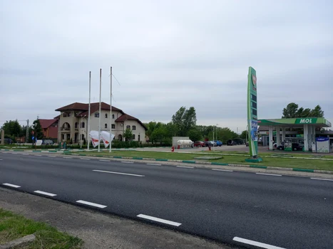 Stația GPL se află în apropierea azilului jpg