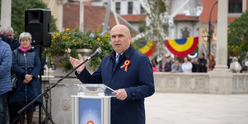 premierul ilie bolojan discurs la oradea foto Facebook
