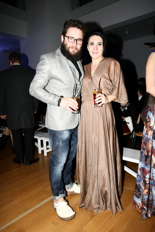 Cosmin de la Cassa Loco si soţia