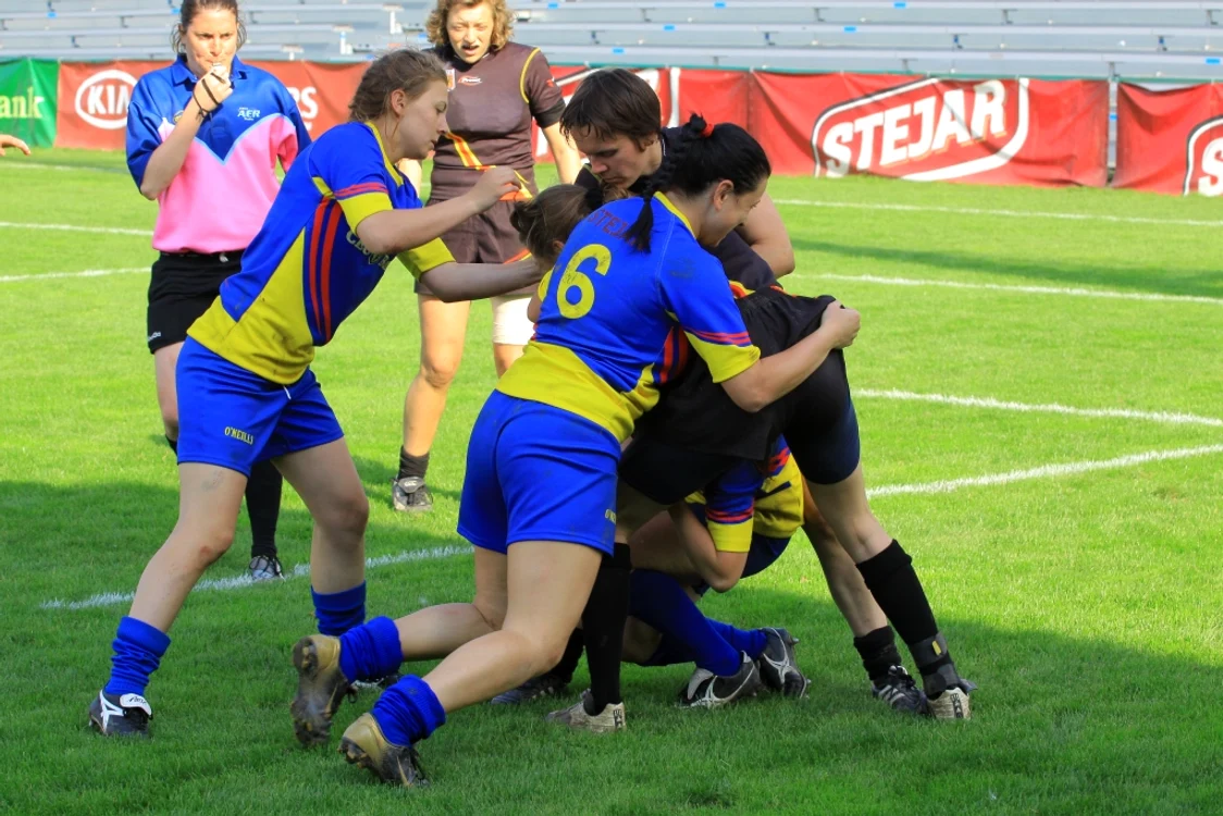 România (m) şi Moldova (f) au câştigat etapa bucureşteană a CE de rugby în 7