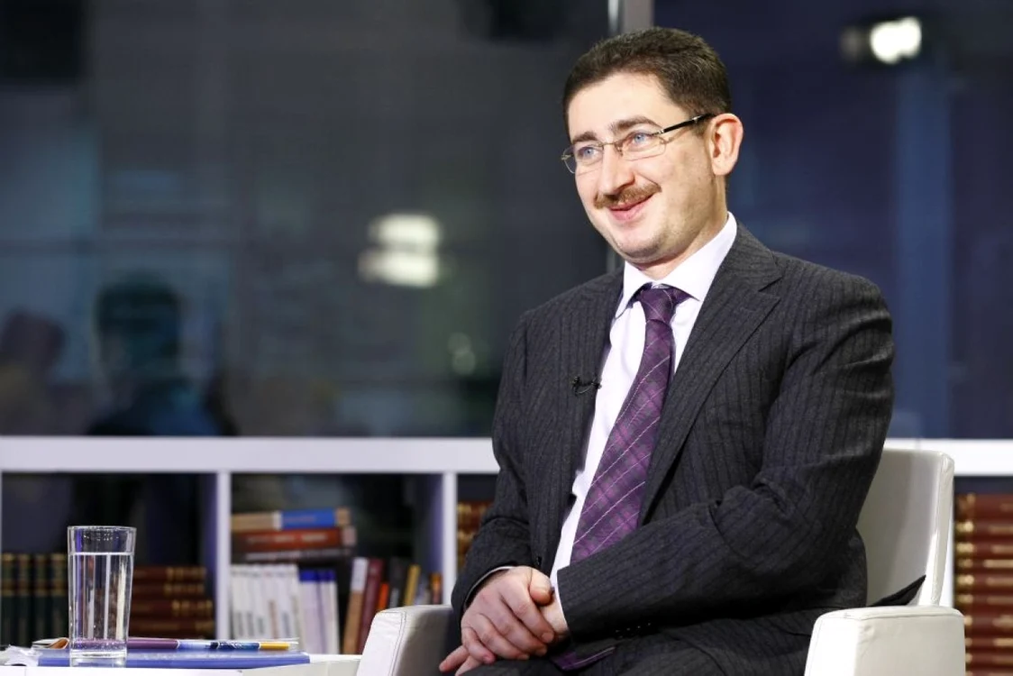 Chiar dacă un director face închisoare, pentru firme, acţionariatul şi managementul lor este rentabil să câştige contracte prin trucarea licitaţiilor, aşa că acest comportament trebuie eliminat, considera Bogdan Chiriţoiu, şeful Consiliului Concurenţei  FOTO David Muntean
