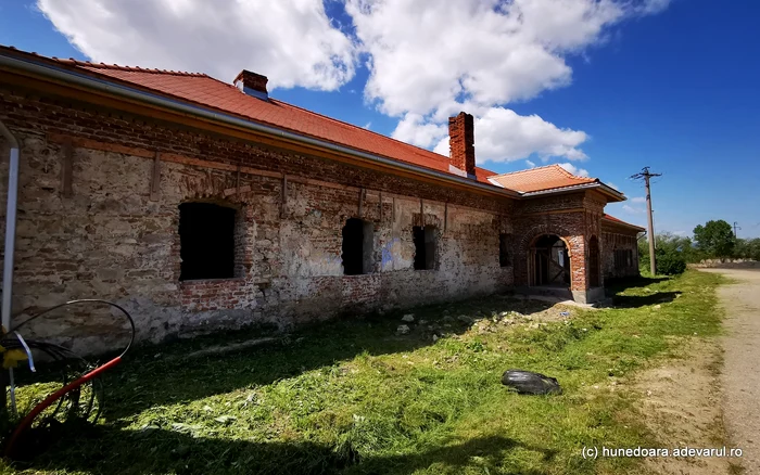 Clădirea fostului han. Foto: Daniel Guță
