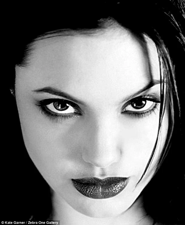 angelina jolie2 jpeg