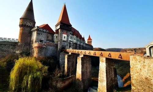 Castelul Corvinilor din Hunedoara, printre cele „10 castele de poveste” din lume jpeg