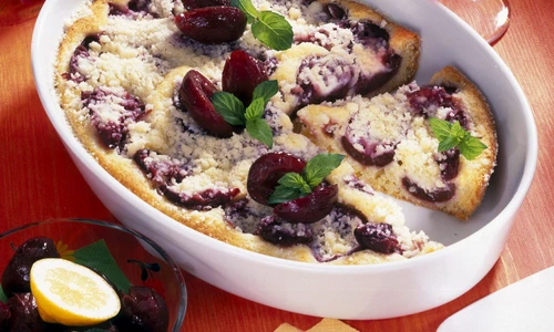 Sweets   Crumble Cake with Plums jpeg