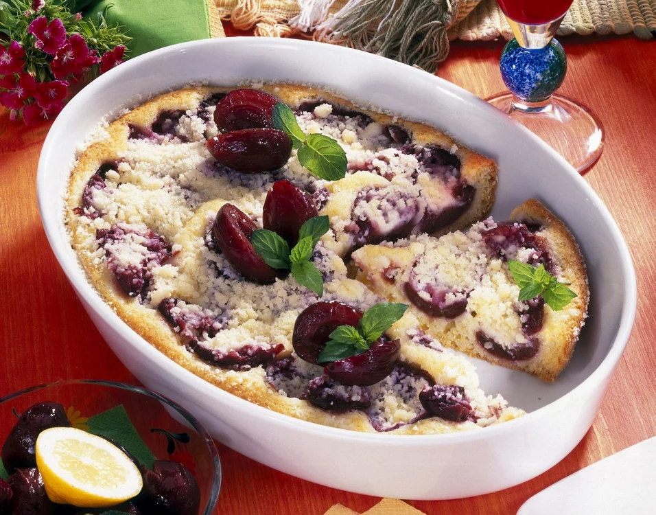 Sweets Crumble Cake with Plums jpeg