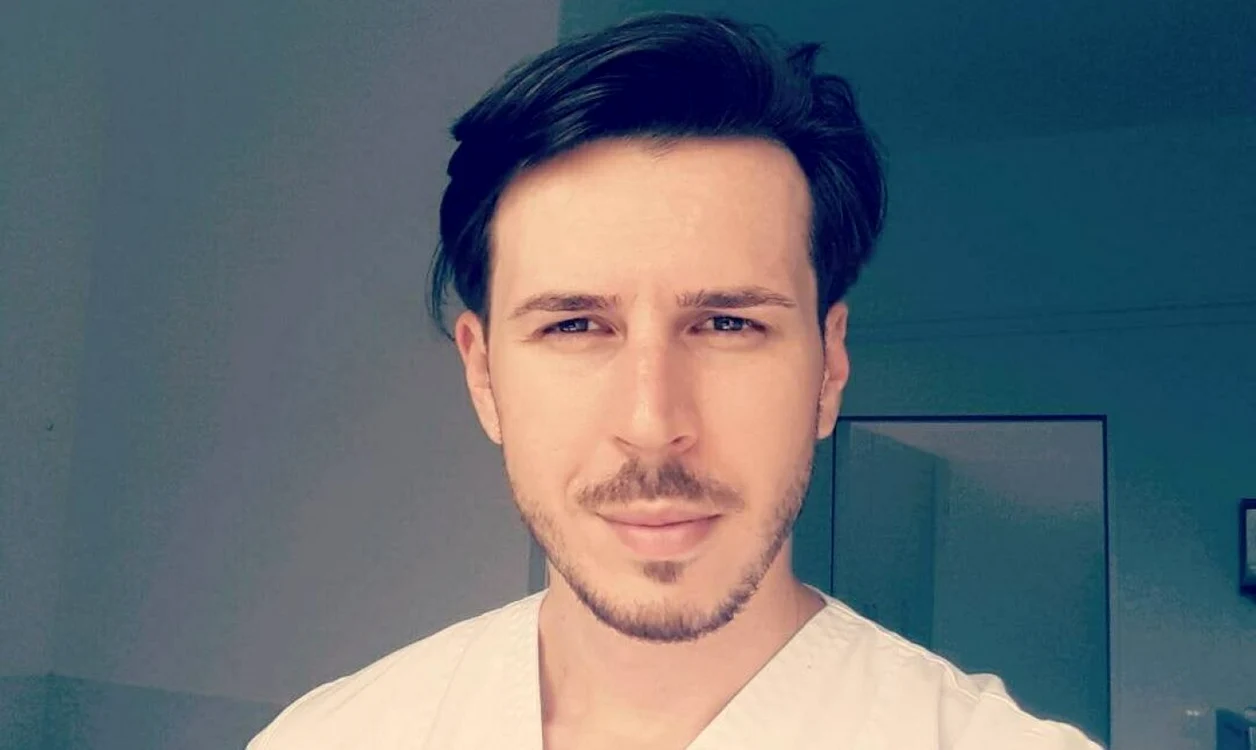 Andrei Gaitan a făcut numeroase operaţii foarte dificile FOTO: arhiva personală