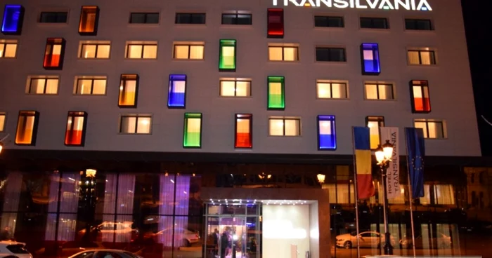 Noua imagine exterioară spectaculoasă a hotelului