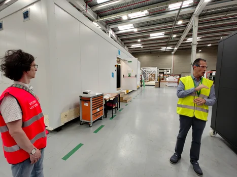 Fabrica Schneider Electric din Barcelona (1) jpg