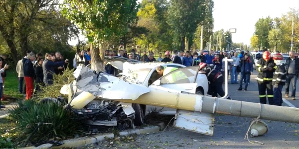 Accident Mamaia giratoriul AquaMagic Foto Sînziana Ionescu