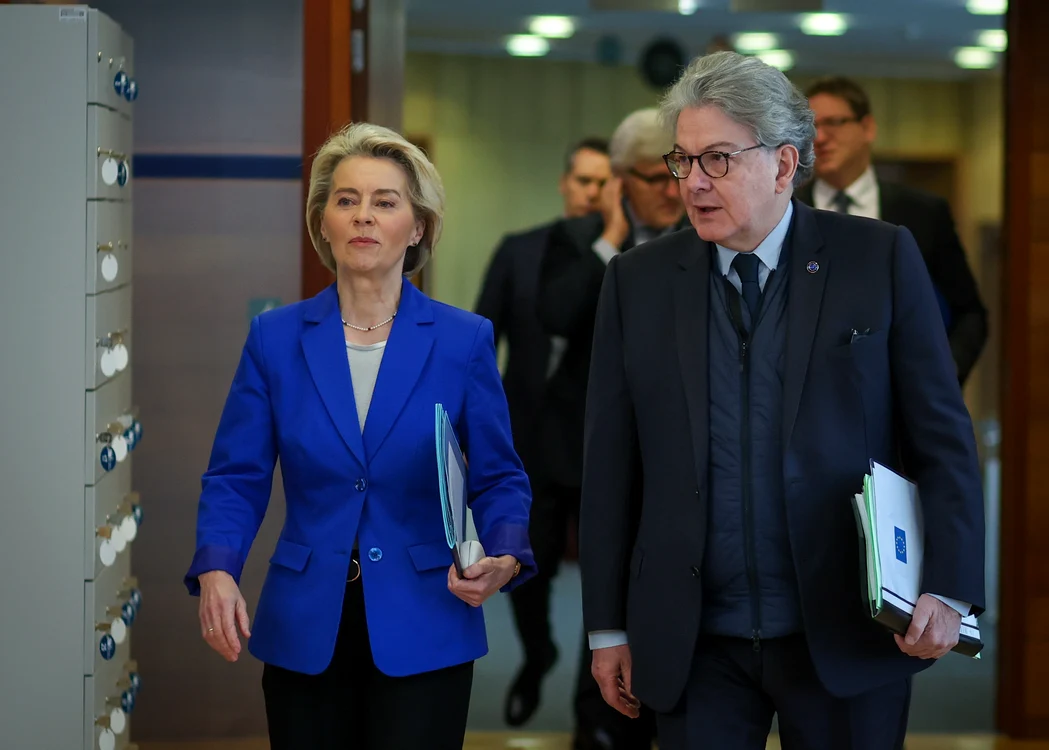 Ursula von der Leyen și Thierry Breton în aprilie 2024 FOTO EPA-EFE