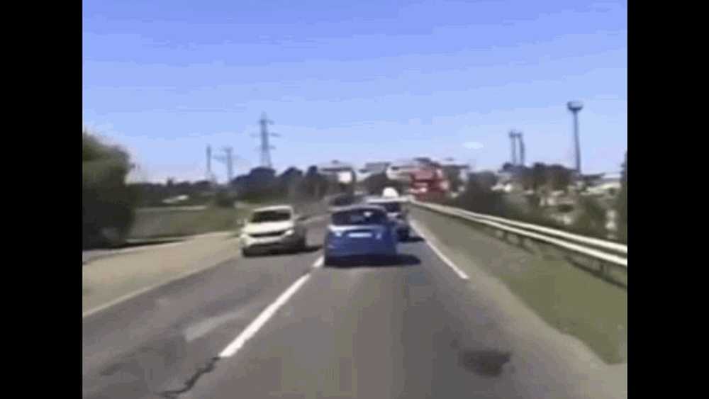 Imagini cumplite de la accidentul din Brăila în care doi soți au murit, după ce mașina lor a intrat pe contrasens