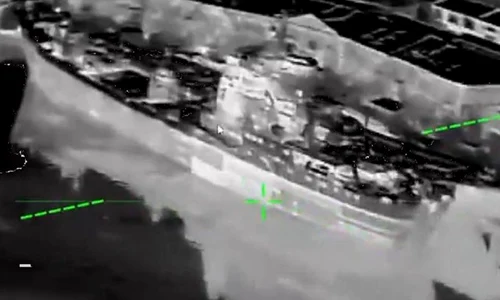 Ucrainenii au lovit nave de război din Crimeea FOTO X jfif