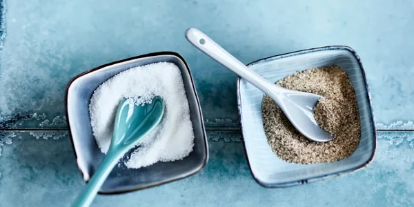 Zaharul vanilat si zaharul vanilinat Foto Dr  Oetker jpg