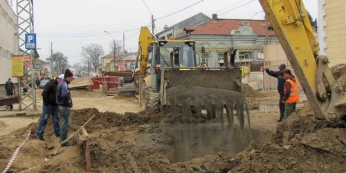 Lucrări pe şantierul Griviţa
