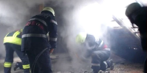 Pagubele produse de incendiu se ridică la suma de 100.000 lei
