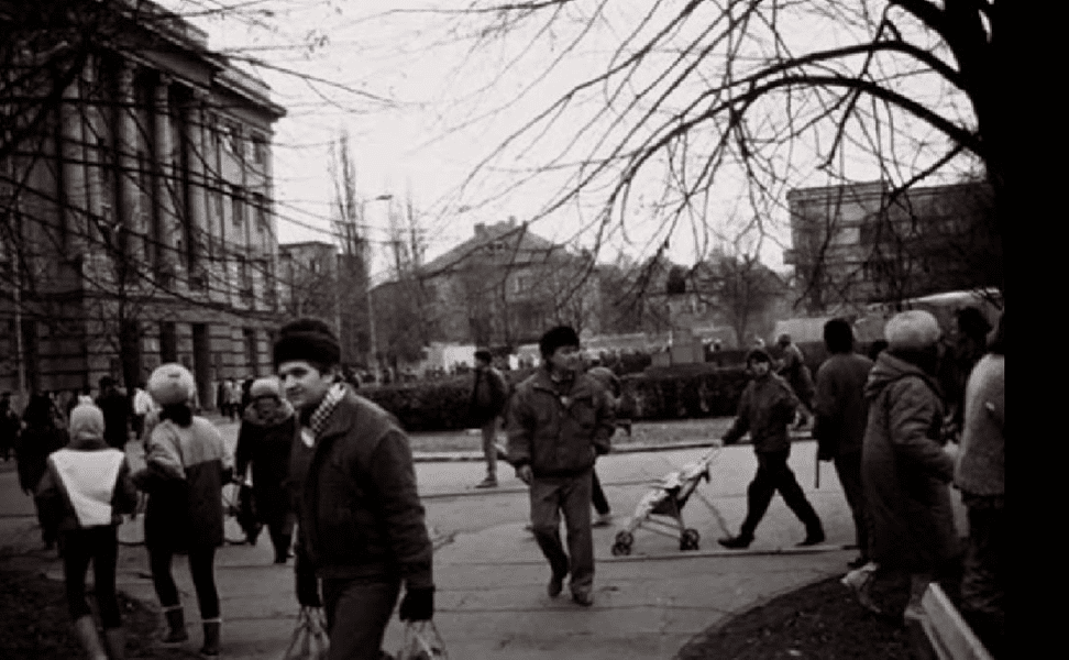 17 decembrie 1989. Ceaușescu decretează „stare de necesitate” în Timiș. În două ore sunt uciși 59 de oameni VIDEO