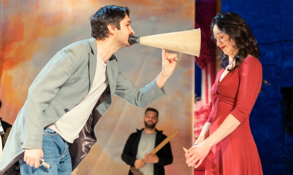 Proiect unic în România. Povestea „Tinerețe fără bătrânețe” și balada „Miorița”, rescrise de actori ca piese de teatru