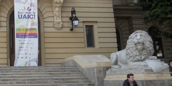 Universitatea „Cuza“ îşi aşteaptă bobocii