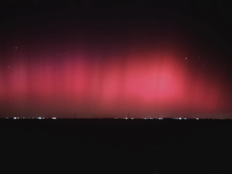 Aurora boreală, vizibilă pe cerul României. Explicațiile astronomilor legate de fenomenul inedit FOTO