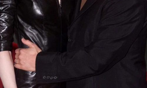 Nicole Kidman şi Tom Cruise au divorţat în 2001, după un mariaj de 11 ani  jpeg
