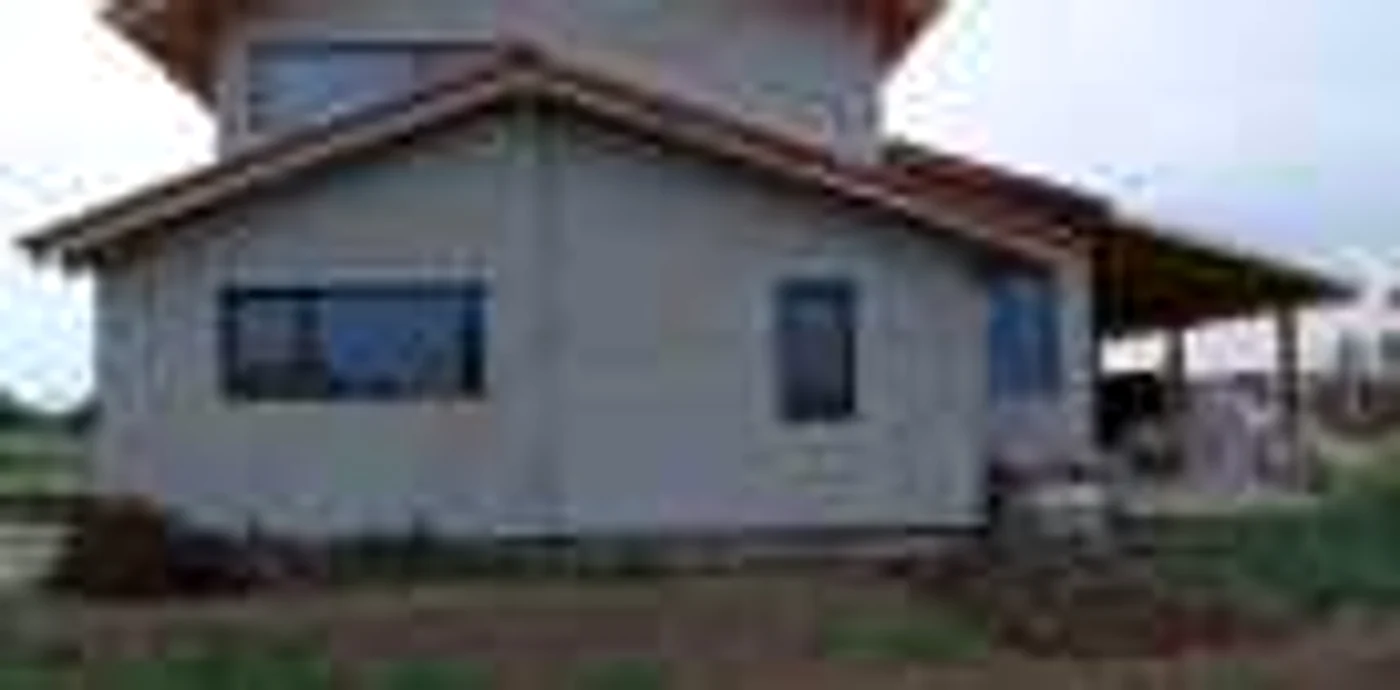 Casa în care ar fi trebuit să îmbătrânească tânărul care s-a sinucis din dragoste