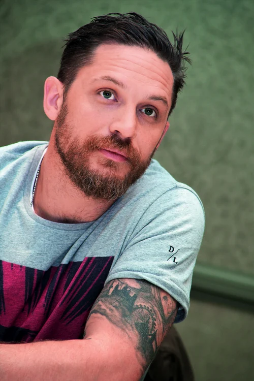 Tom deschidere 2 jpeg