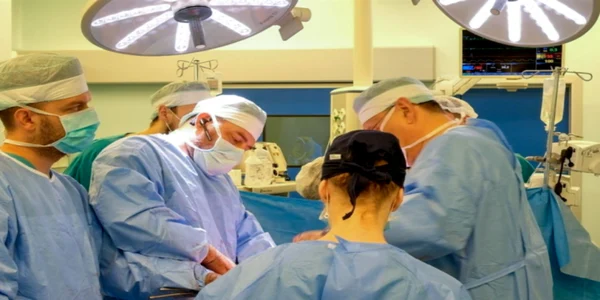 MedLife Sibiu – citoreducția tumorală și HIPEC PNG