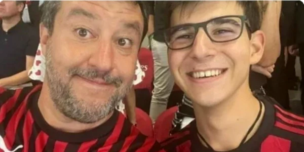 Federico Salvini și tatăl său, Matteo Salvini  Foto Twitter jpg