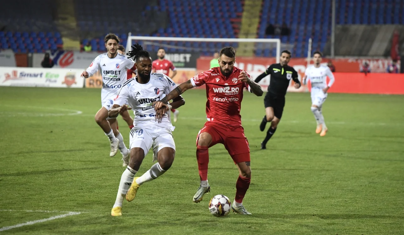 Alb-roșii câștigă primul meci în Superliga României, după patru luni (FOTO: Sportpictures)