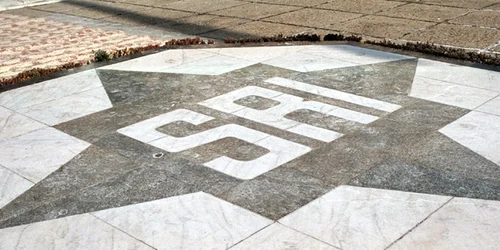 Foştii ofiţeri de informaţii cer menţinerea pensiilor militare