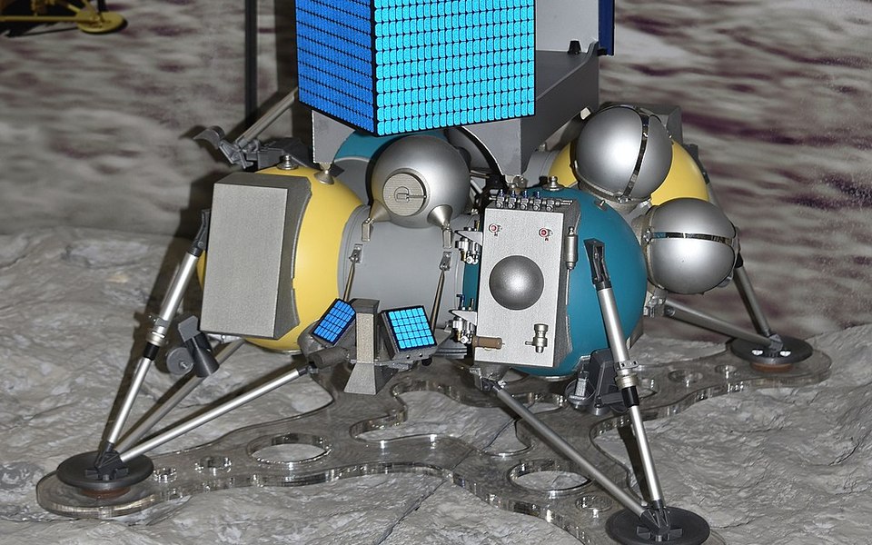 Sonda rusească Luna-25 s-a plasat pe orbita Lunii, anunță Roscosmos. Urmează aselenizarea la polul sud al satelitului Terrei