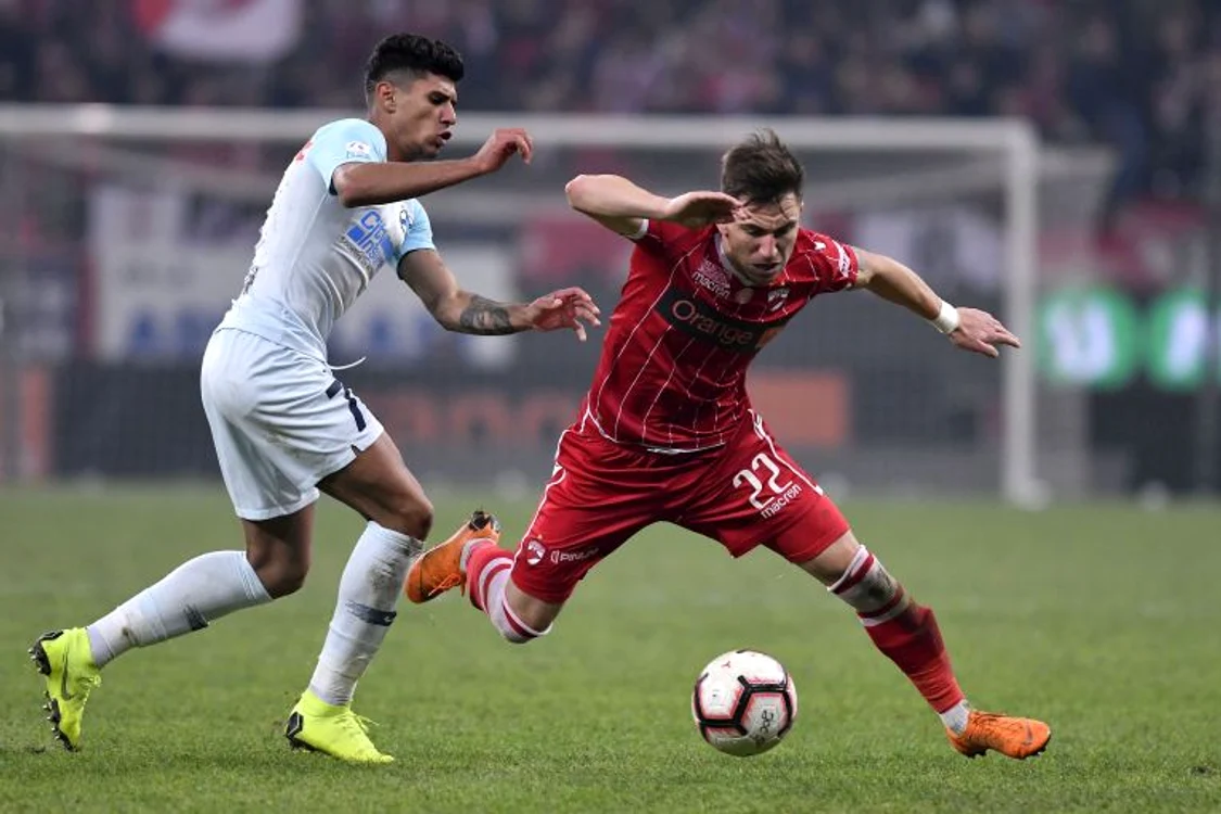 
    Florinel Coman și Sorescu sunt cei mai bine cotați jucători din derbyFOTO: Sportpictures.eu  