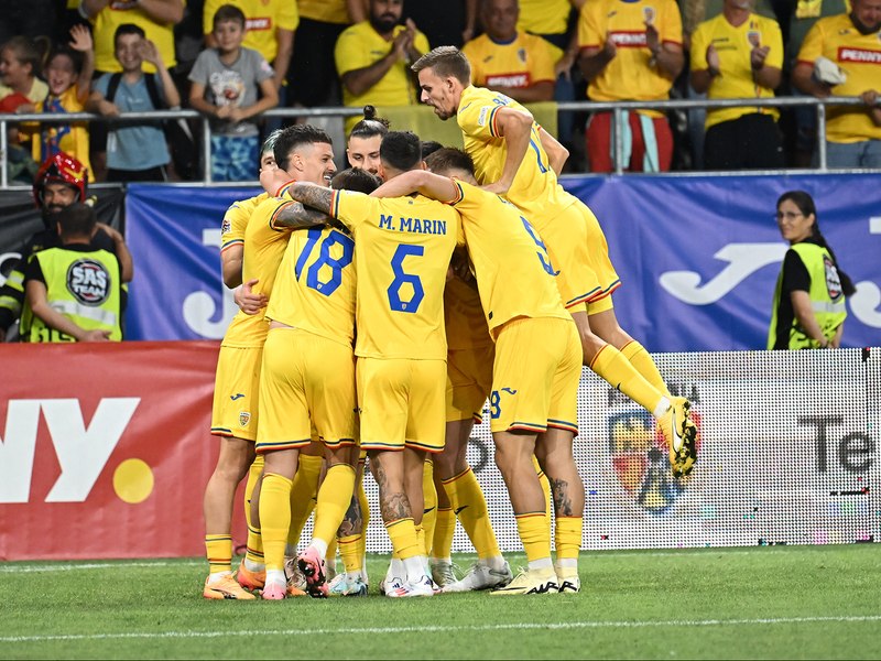 România, chin cu Lituania. Mircea Lucescu, salvat de VAR și de „renegații” Hagi și Mitriță   