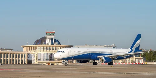 aeroportul baneasa jpg