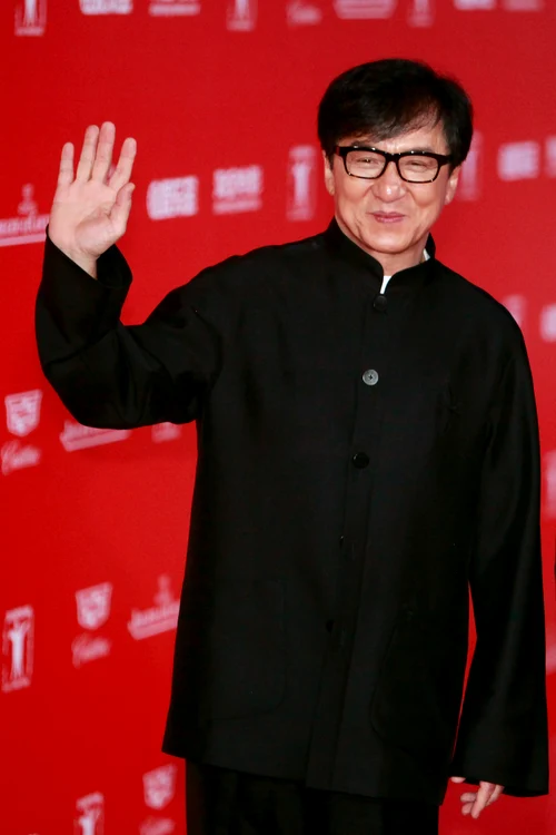 Jackie Chan a jucat într-un film porno în 1975