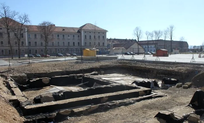 Zona clădirii Principia, unde a locuit comandantul Legiunii romane, va fi restaurată