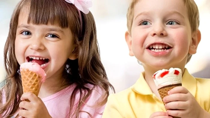 
    Toți copiii primesc o înghețată din partea casei la Gelateria La Romana, aflată la  parter, lângă patinoar  